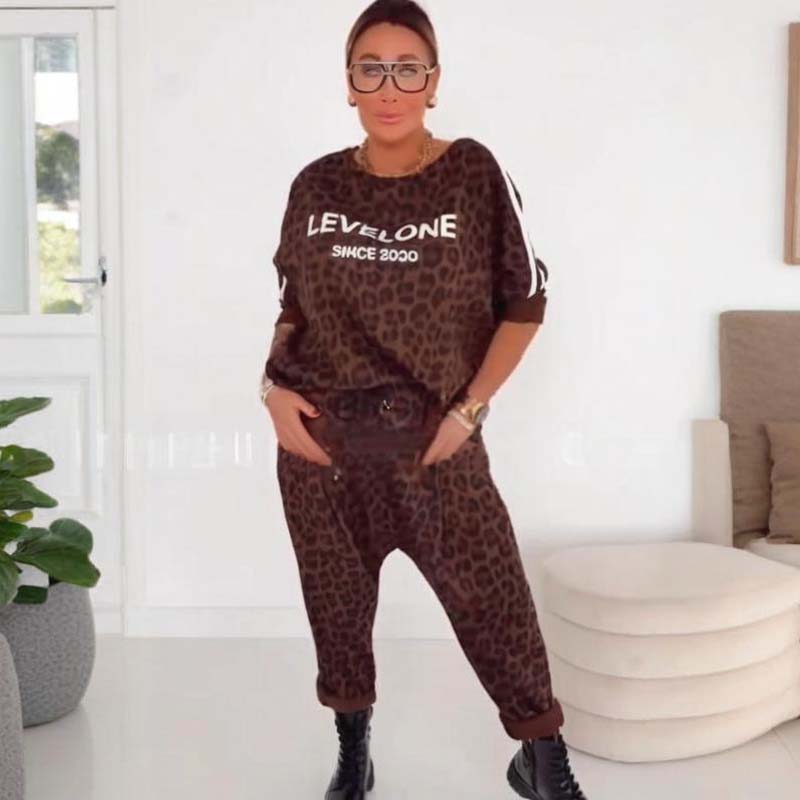 Yudessa™ | Dames tweedelige set met luipaardprint (trui en broek)